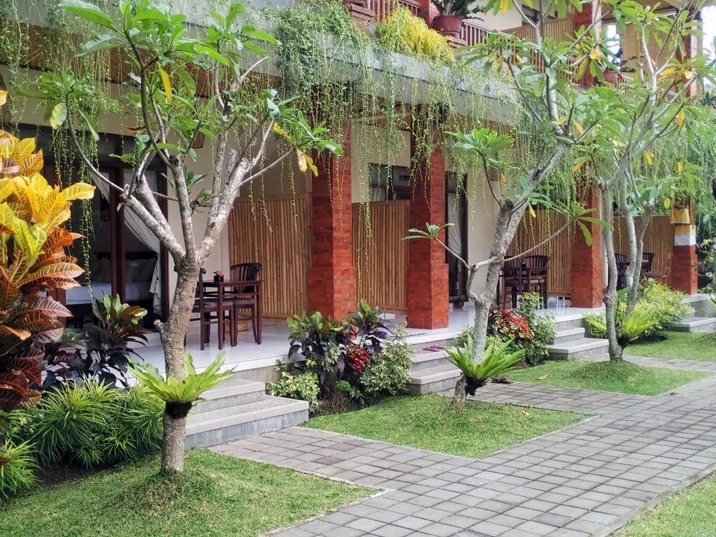 Nyoman Sandi Guest House Ubud  Ngoại thất bức ảnh